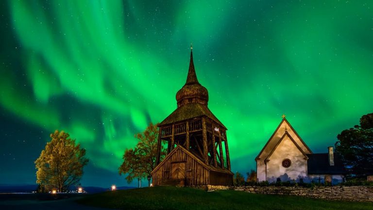 Norrsken Frösö kyrka Jämtland